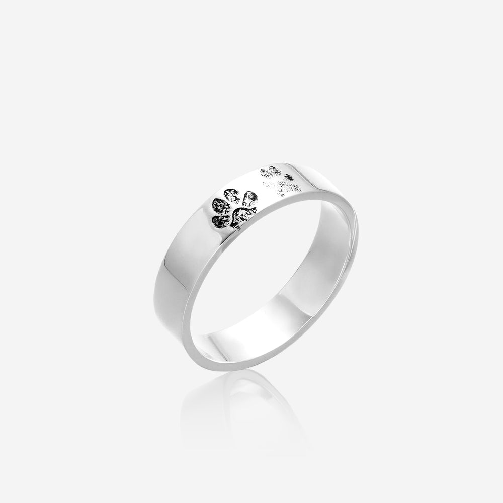 Sterling Silver Paw Print Ring with a Unique and Elegant Design for Pet Lovers