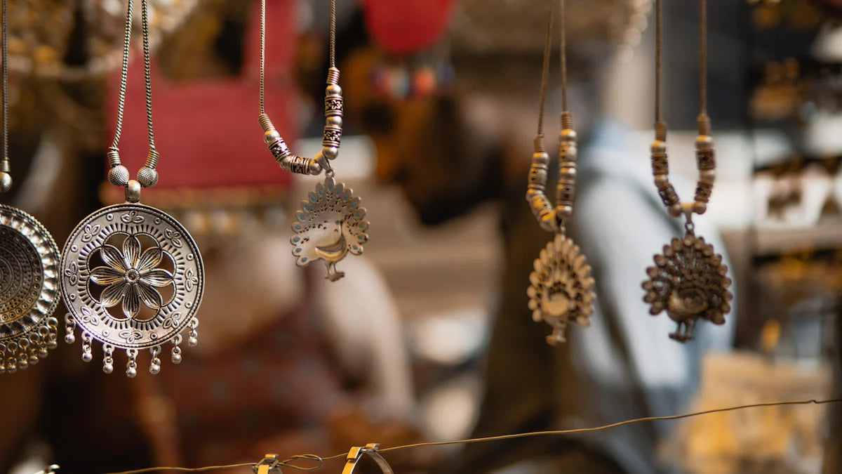 Where Can Girls Buy Fine Jewelry? Shops in New York